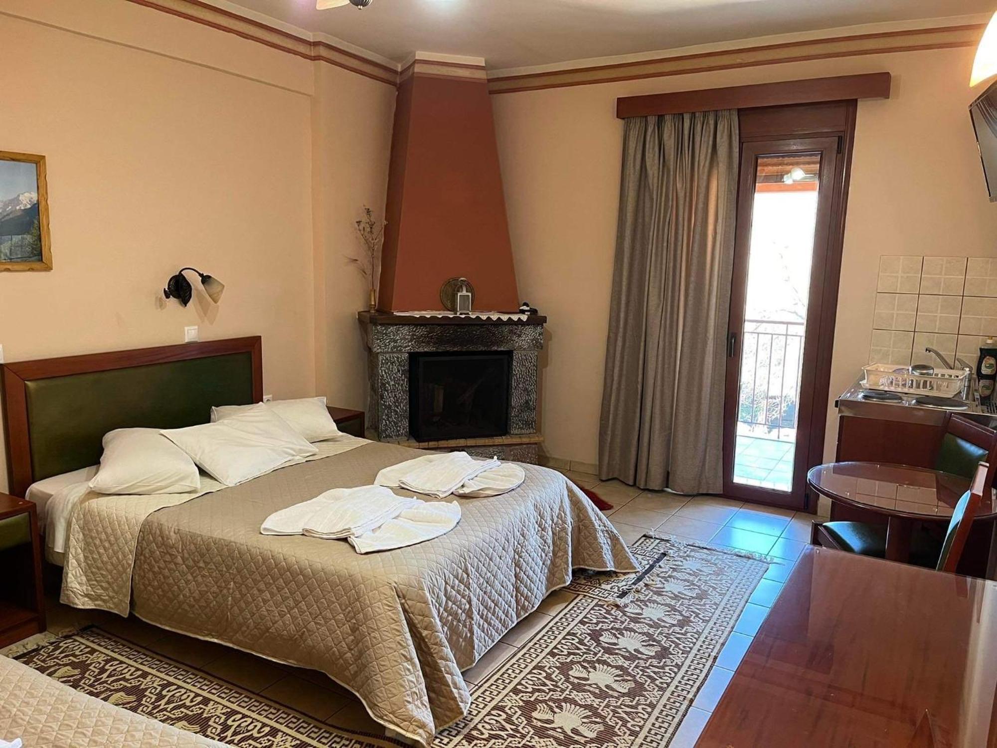Hotel To Spiti Tis Irinis Vitina Exteriér fotografie